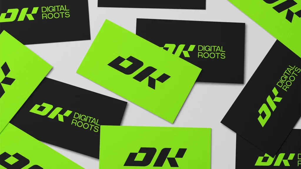 Branding Digital Roots sur cartes de visite design noir et vert.